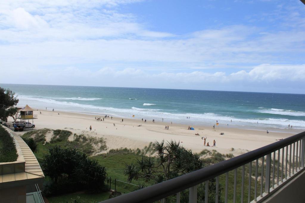 President Holiday Apartments - Absolute Beachfront Gold Coast Exterior foto